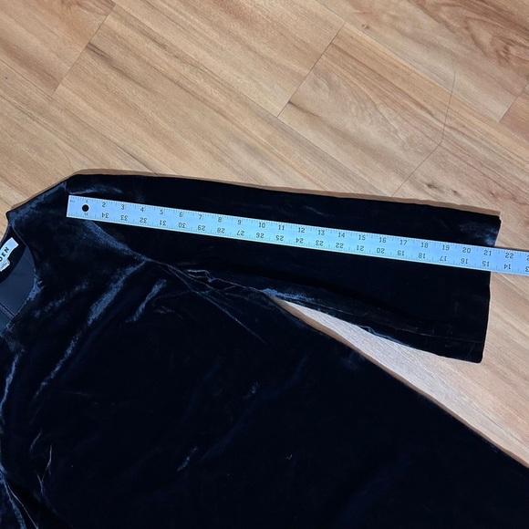 Boden Velvet Black Sheath Dress 6R | Elegant Bell Sleeves Cocktail Party - Picture 5 of 14